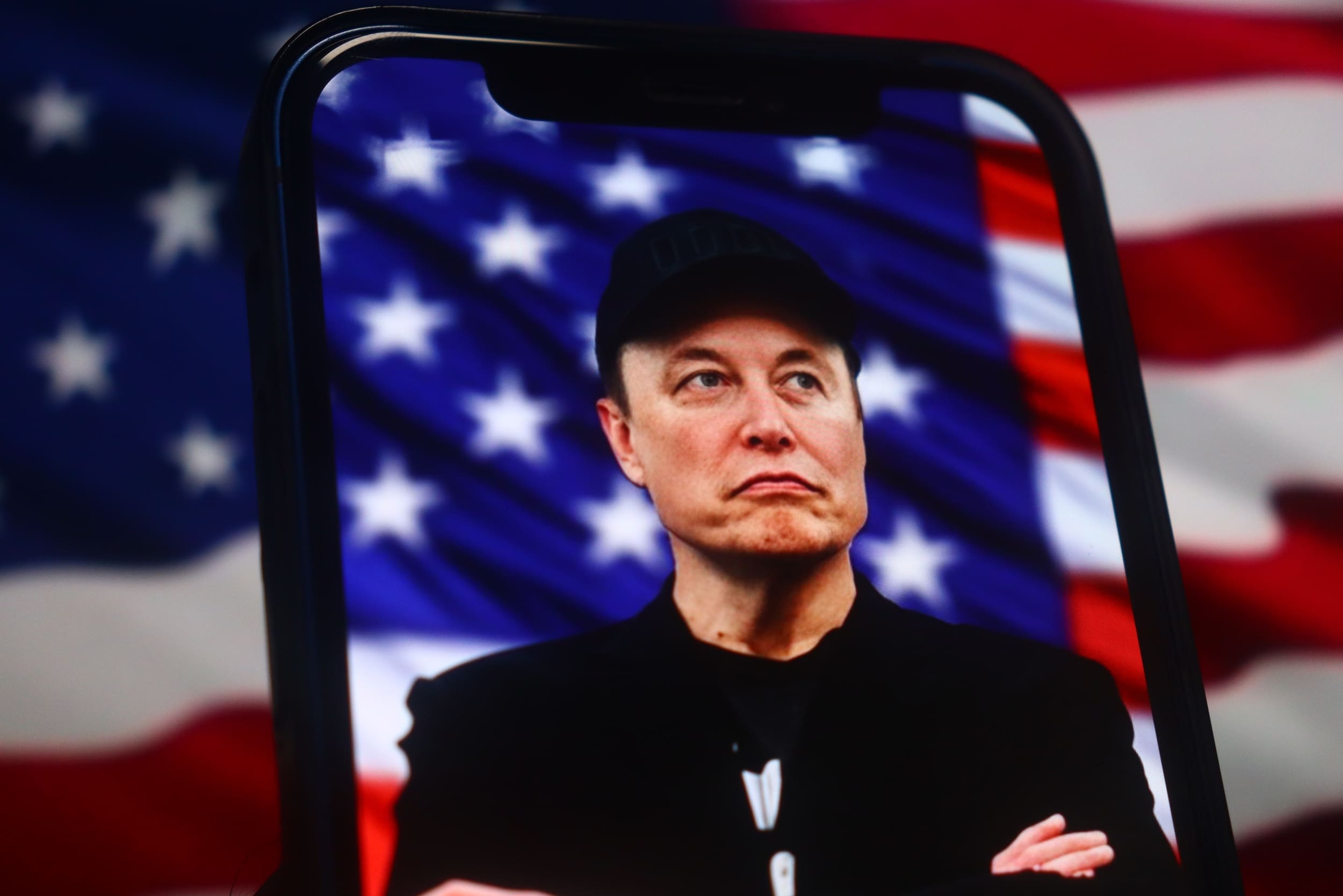 Elon Musk crea su propio partido político para "devolver a