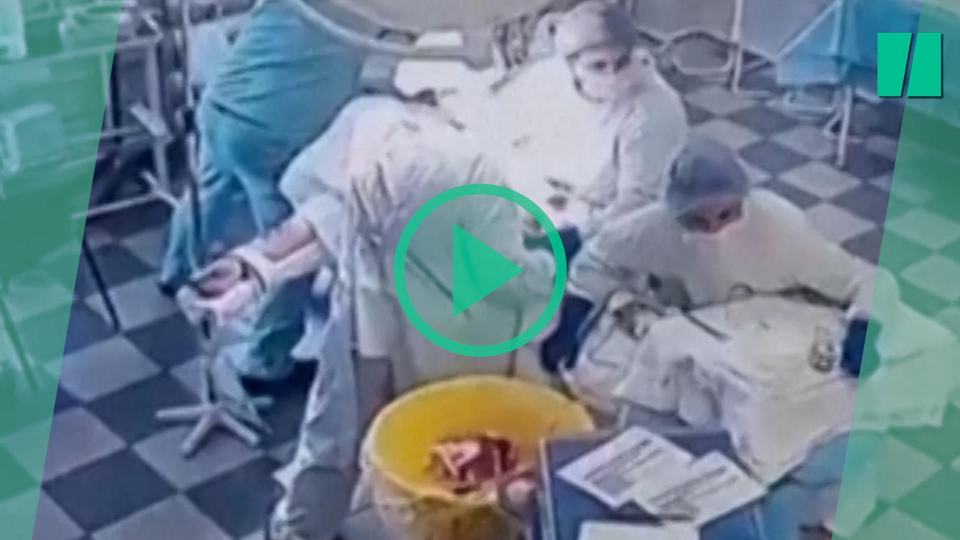 En Rusia, el terremoto no interrumpió esta operación quirúrgica.