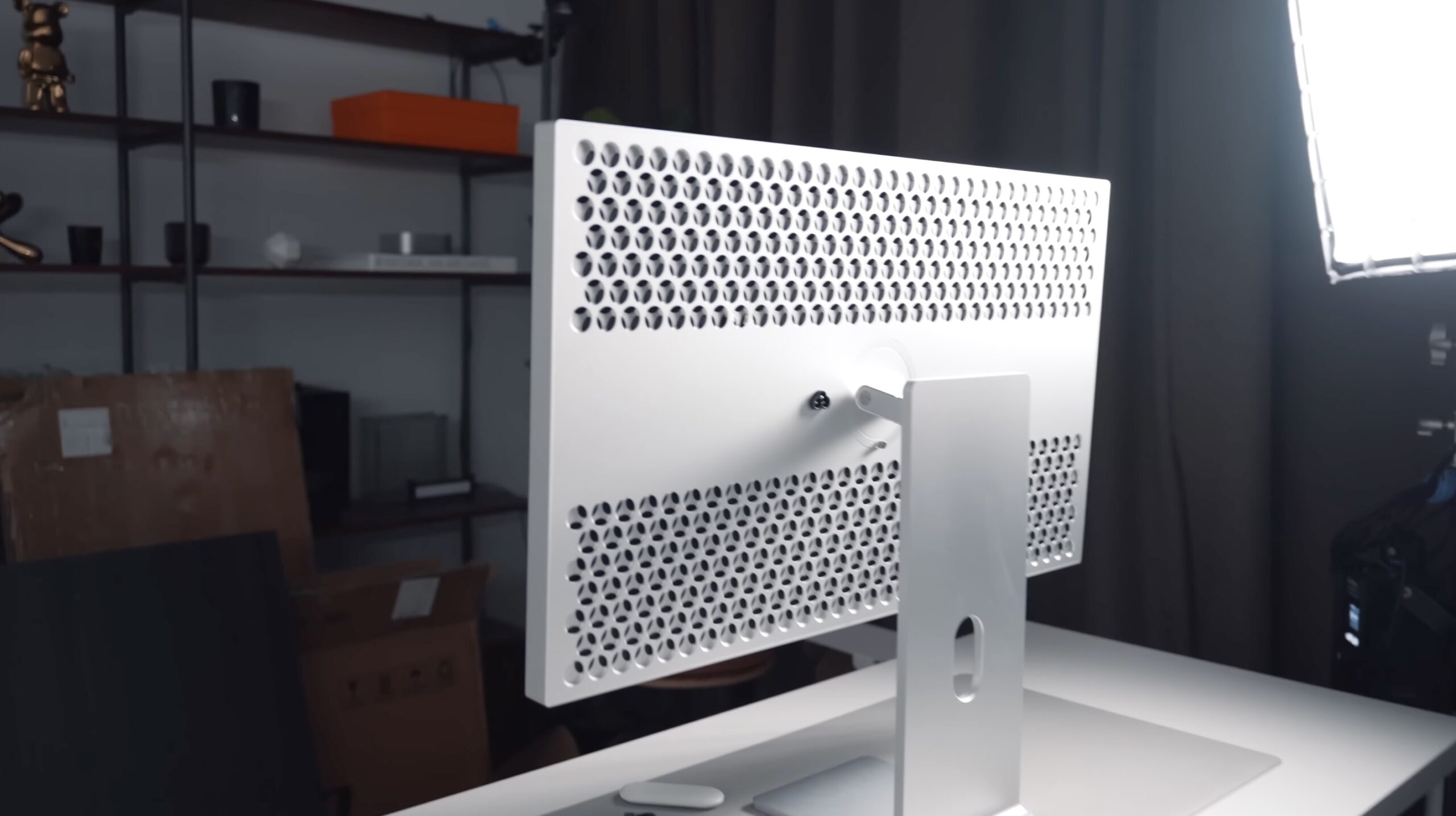 Esta "copia" del Apple Pro Display XDR ofrece un panel