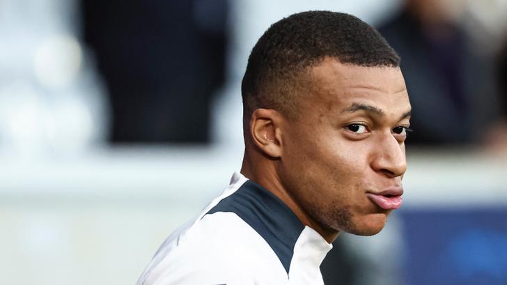 Kylian Mbappé responde de manera contundente al "Canard Enchaîné", que