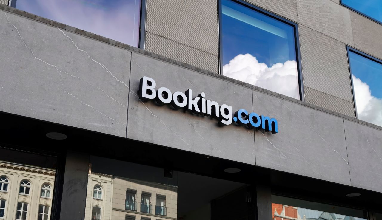 Las prácticas comerciales de Booking están bajo la lupa de