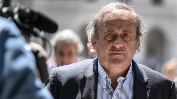 Michel Platini se encontró cara a cara con el autor