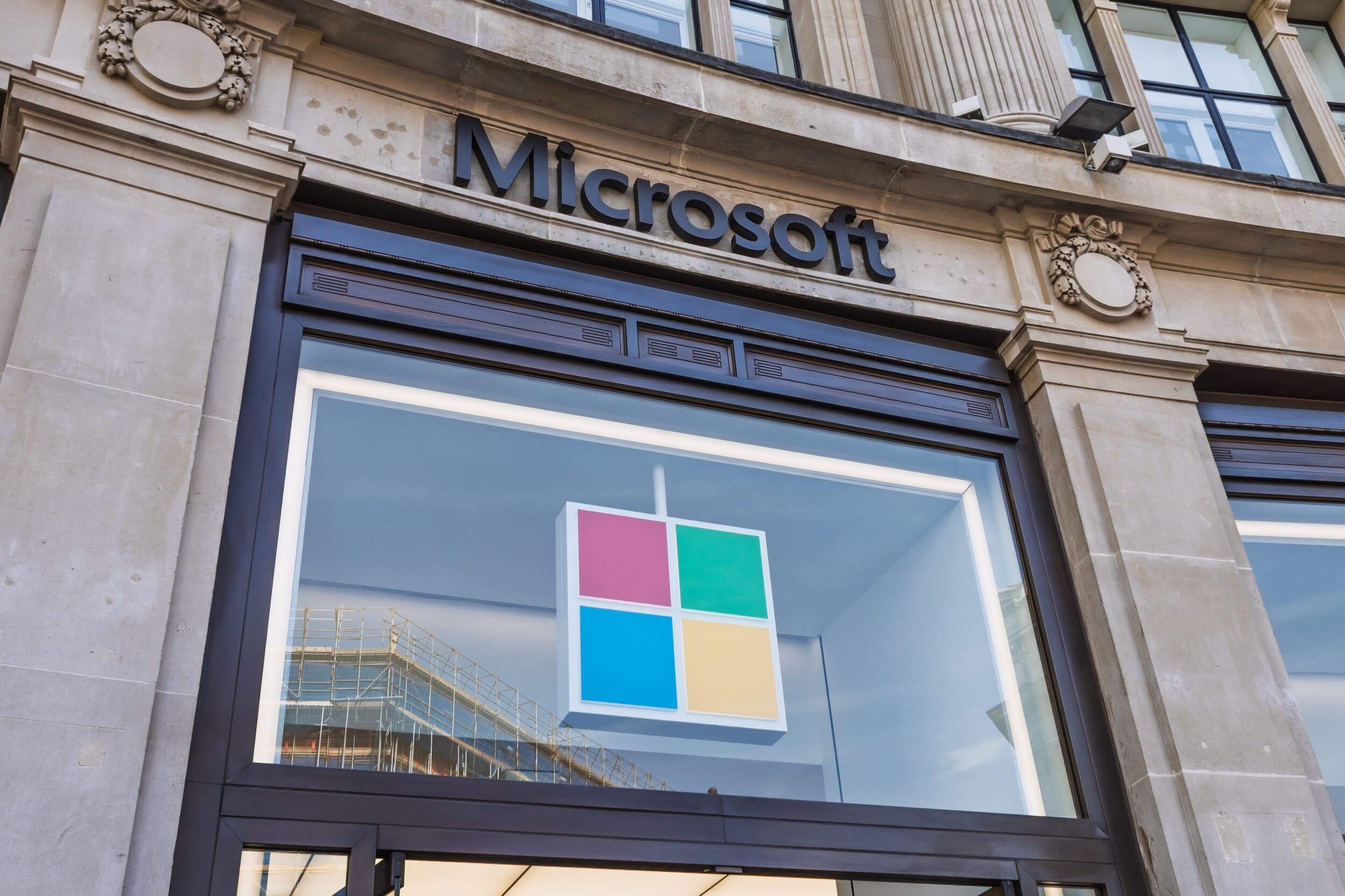 Microsoft corta los lazos con China para asegurar los datos