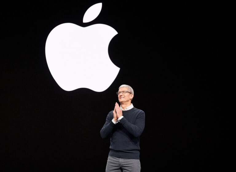 Tim Cook debería permanecer en su puesto muchos años... y