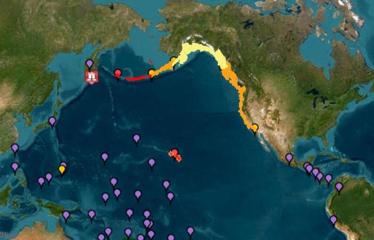 Mapa que muestra el epicentro del terremoto y los riesgos de inundación en diversas áreas.