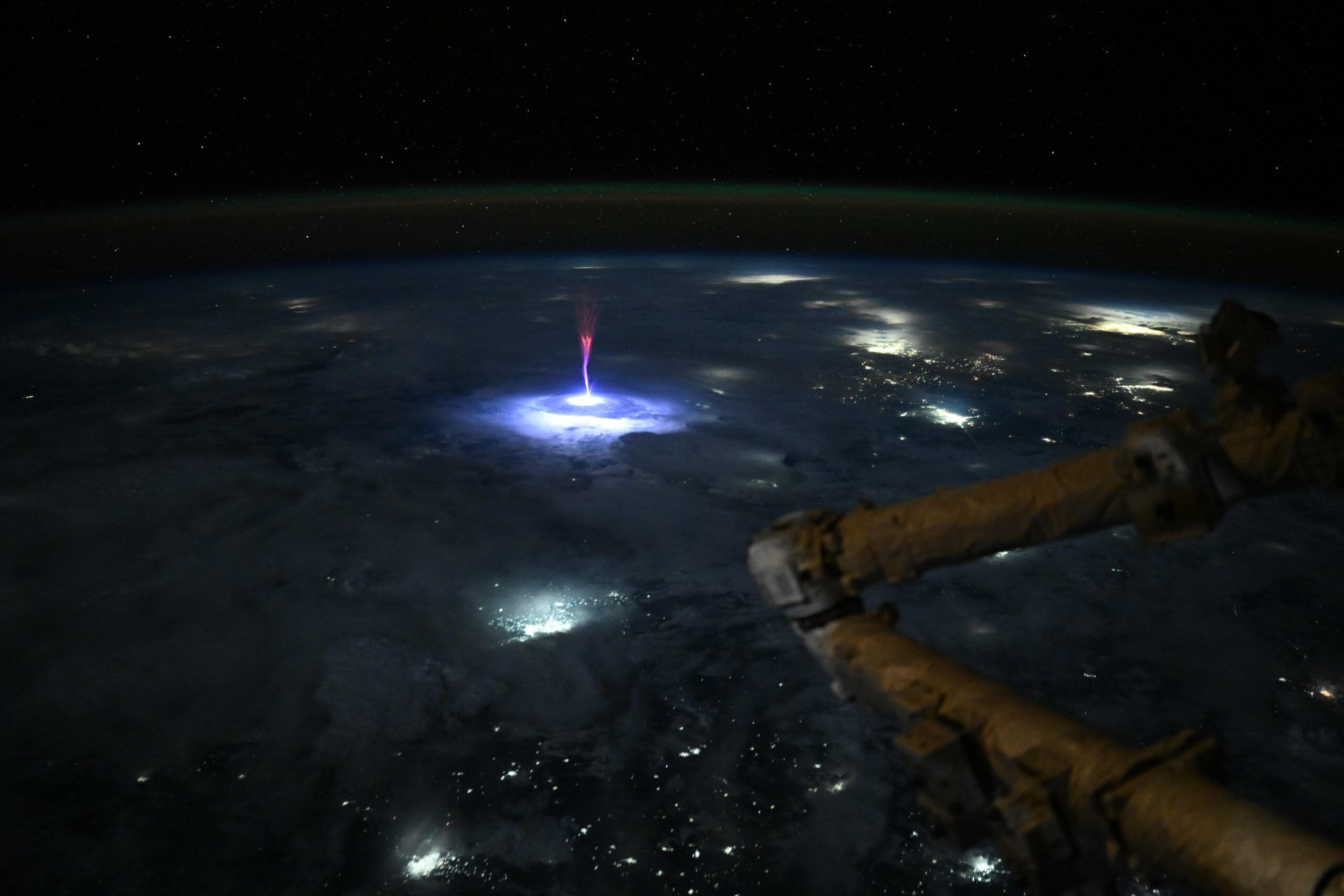 Una astronauta de la ISS captura en una foto mágica