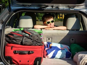Vacaciones de verano: viajar por carretera de forma segura.