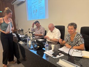 Viviendas vacantes, precariedad, vejez: la lucha global de Arize-Lèze por