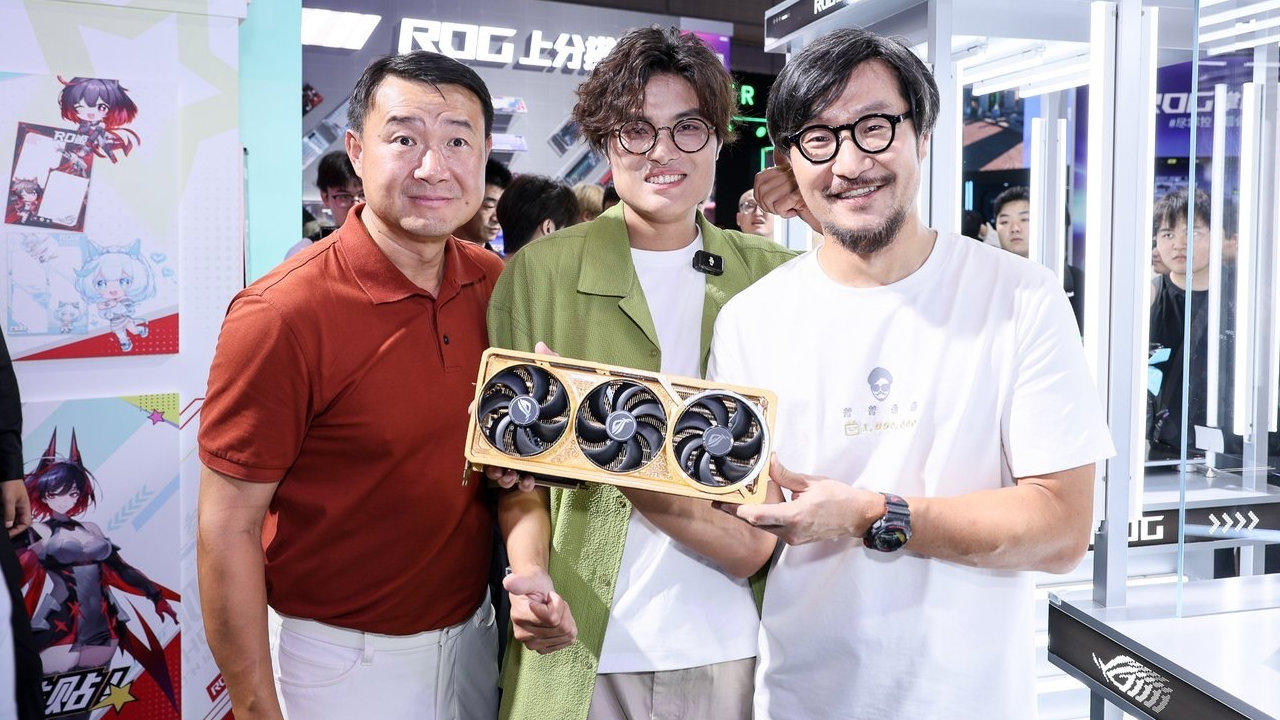¡La GeForce RTX 5090 más cara está firmada por ASUS!