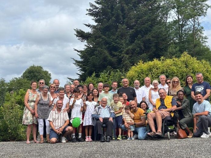 Pierre Théron a fêté son centième anniversaire le 27 juillet, entouré ses siens.