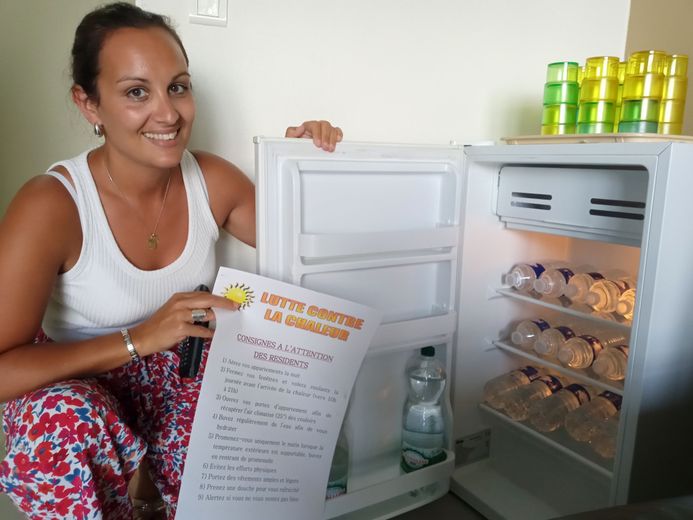 Sabrina Candelier asegura que el agua fresca está en libre acceso.