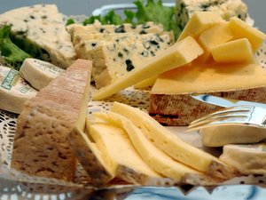 ¿Quesos contaminados por Listeria? 21 casos, incluidos 2 fallecimientos, marcas