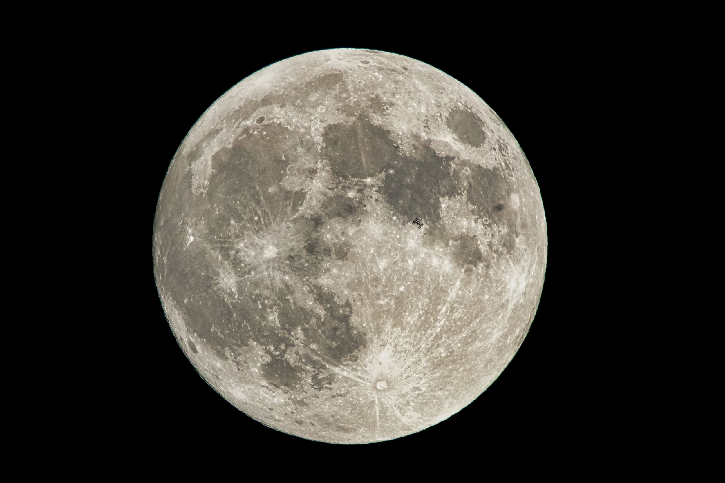 ¿Dónde y cómo observar el cielo nocturno perfecto?