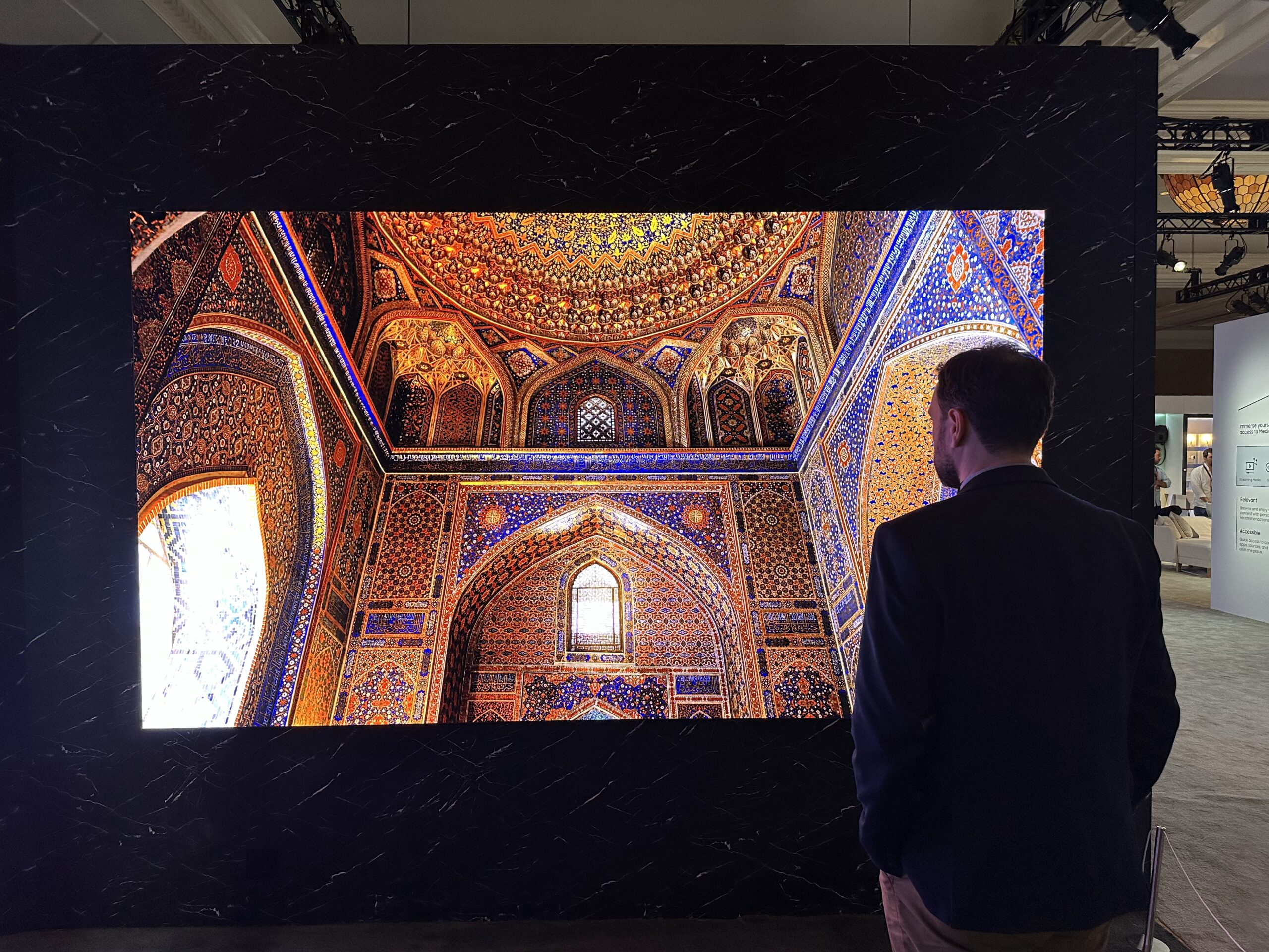 ¡350 millones de dólares más para desarrollar microLED y QD-LED!