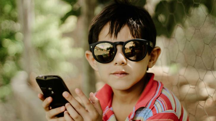 Agresividad, pensamientos suicidas... Ofrecer un smartphone antes de esta edad
