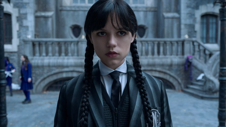 Antes de ver la temporada 2 de « Merlina »