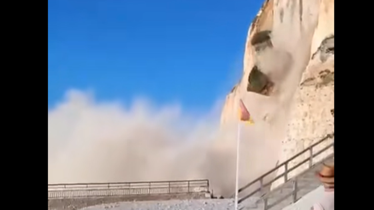 Cerca de Étretat, el impresionante desprendimiento de esta parte del