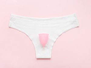 Culottes y copas menstruales: se detectan PFAS en todas las