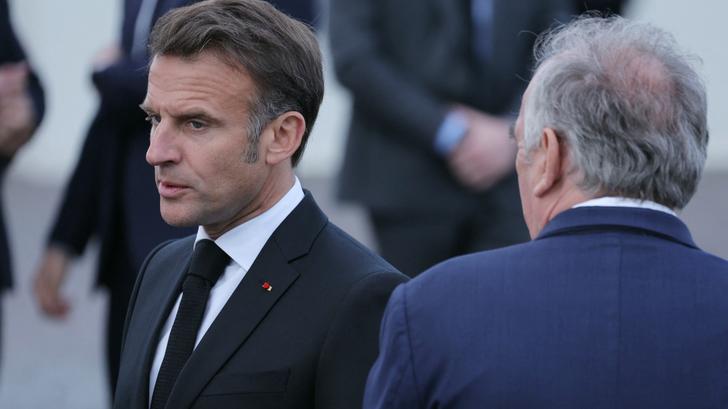 Después de la caída de François Bayrou el 8 de