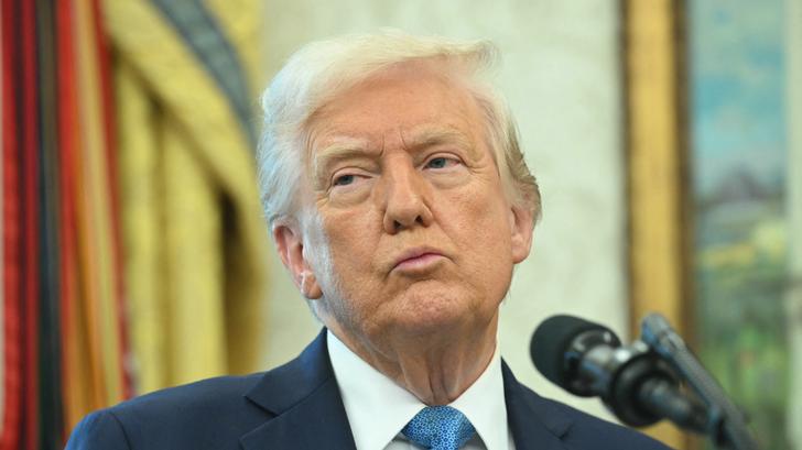 Donald Trump despliega submarinos nucleares, furioso tras comentarios "provocadores" de