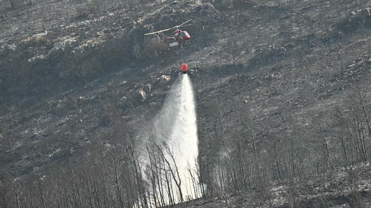 El incendio en Aude aún no está "controlado", las autoridades