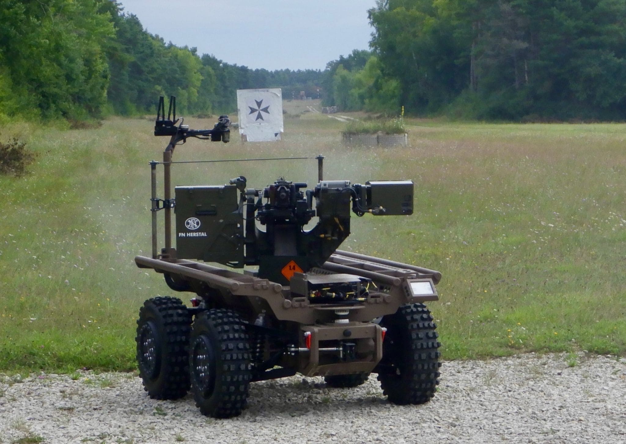El robot militar del ejército francés, capaz de disparar a