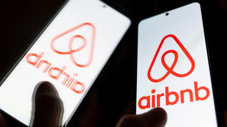 En Airbnb, este propietario intentó estafar a una cliente con
