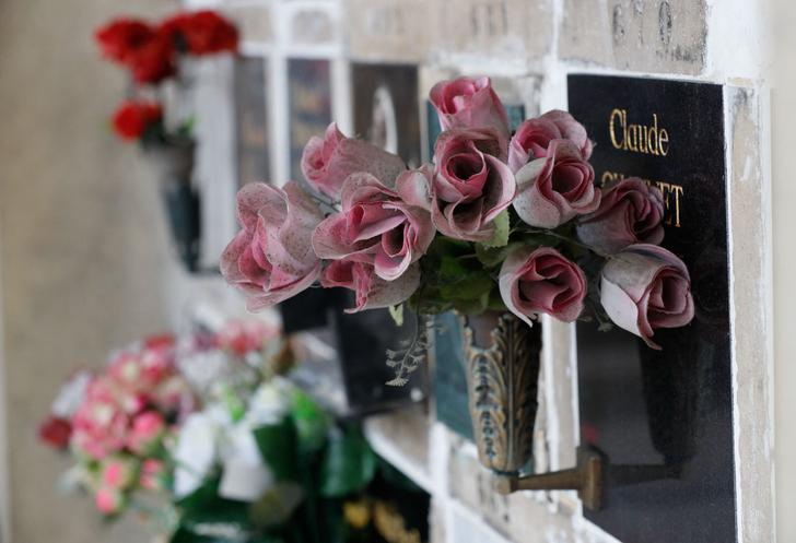 En París, una octogenaria fue incinerada por error en Père-Lachaise,
