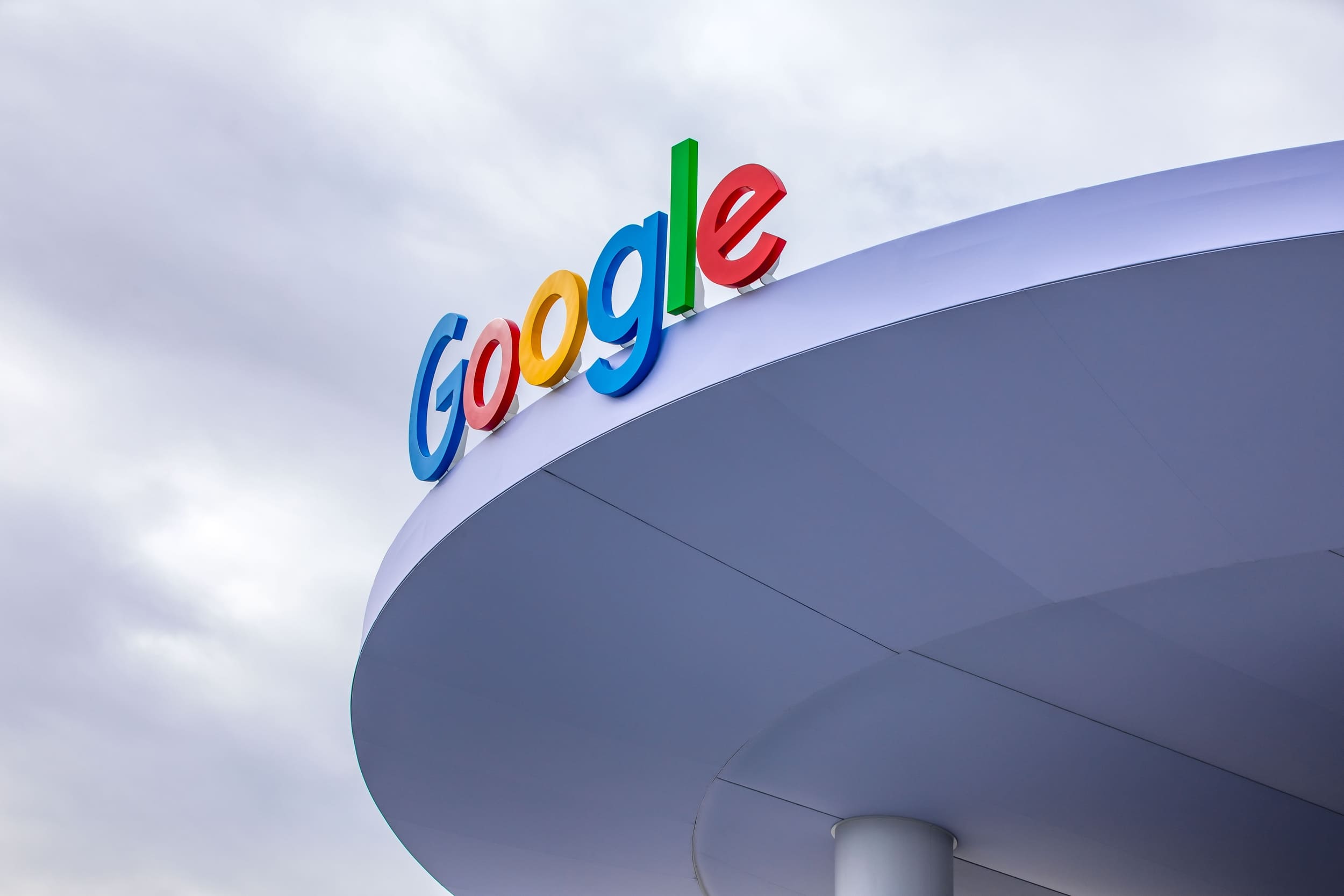 Google da marcha atrás y conserva su acortador de enlaces.