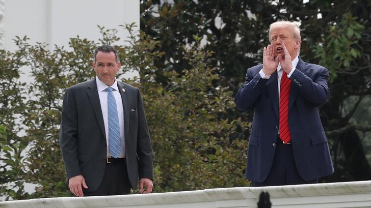 La broma provocativa de Trump en el tejado de la