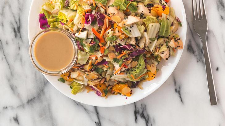Deliciosa ensalada con vinagreta
