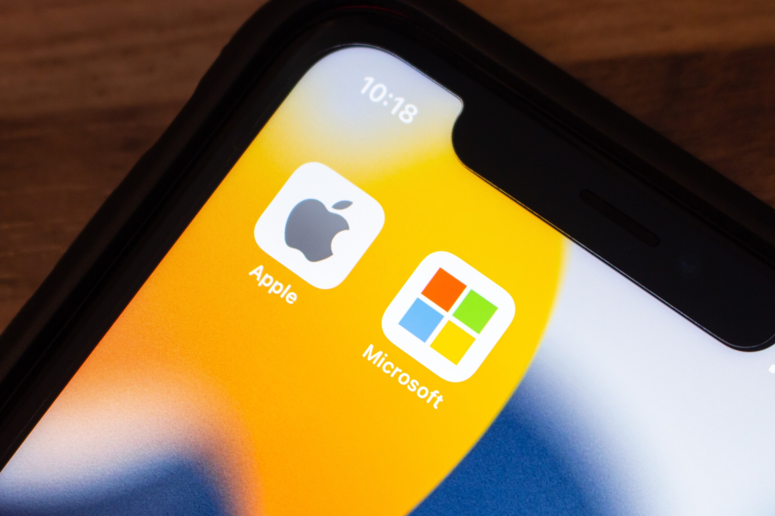 No, Apple y Microsoft no conocen la crisis.