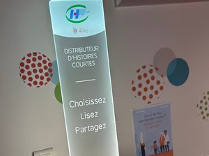 Rodez. Un dispensador de cuentos cortos en el servicio de