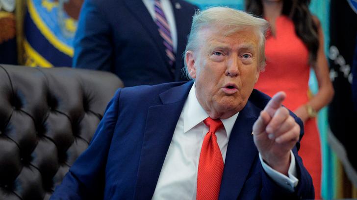 Trump, acusado de deriva autoritaria, afirma que muchos estadounidenses "desearían