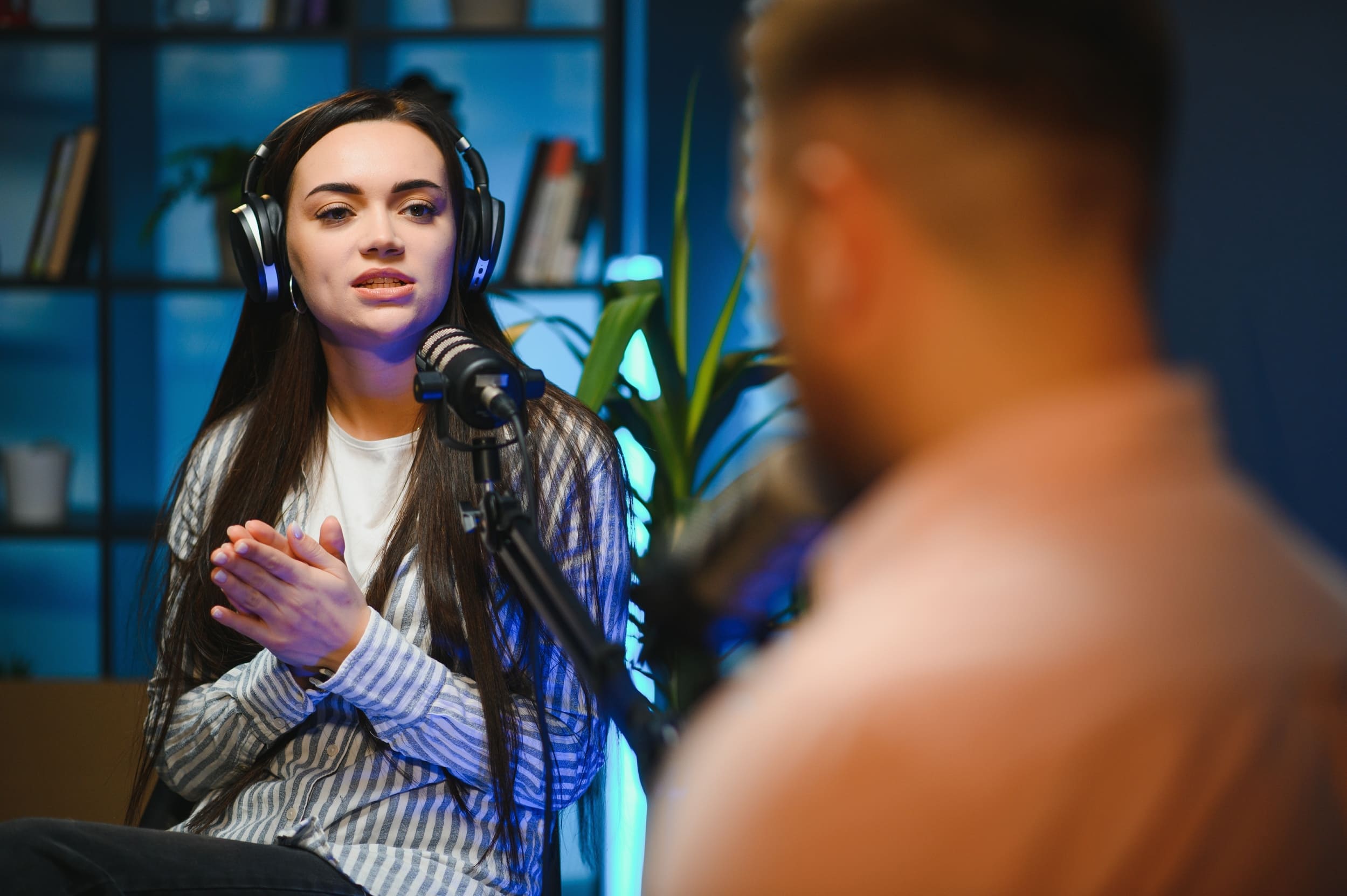 Una estafa sofisticada se oculta detrás de invitaciones a podcasts