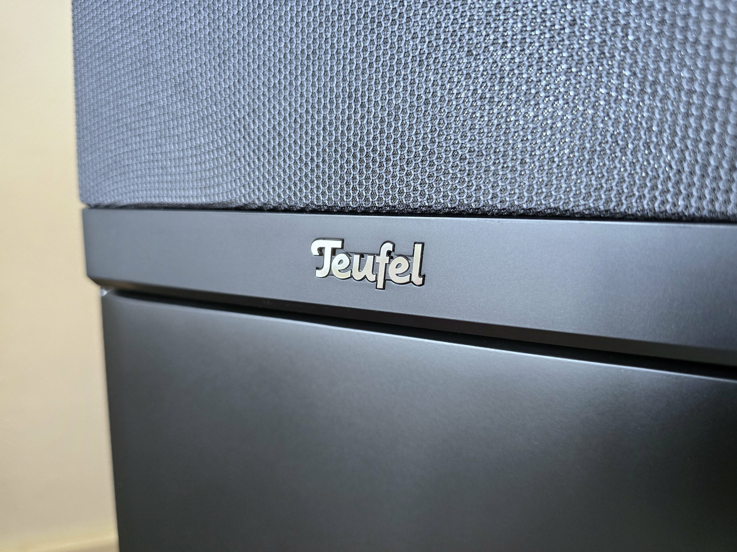 Una experiencia hi-fi moderna con un sonido potente y cero