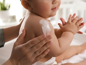 Vacuna: ¿un masaje en lugar de una inyección?