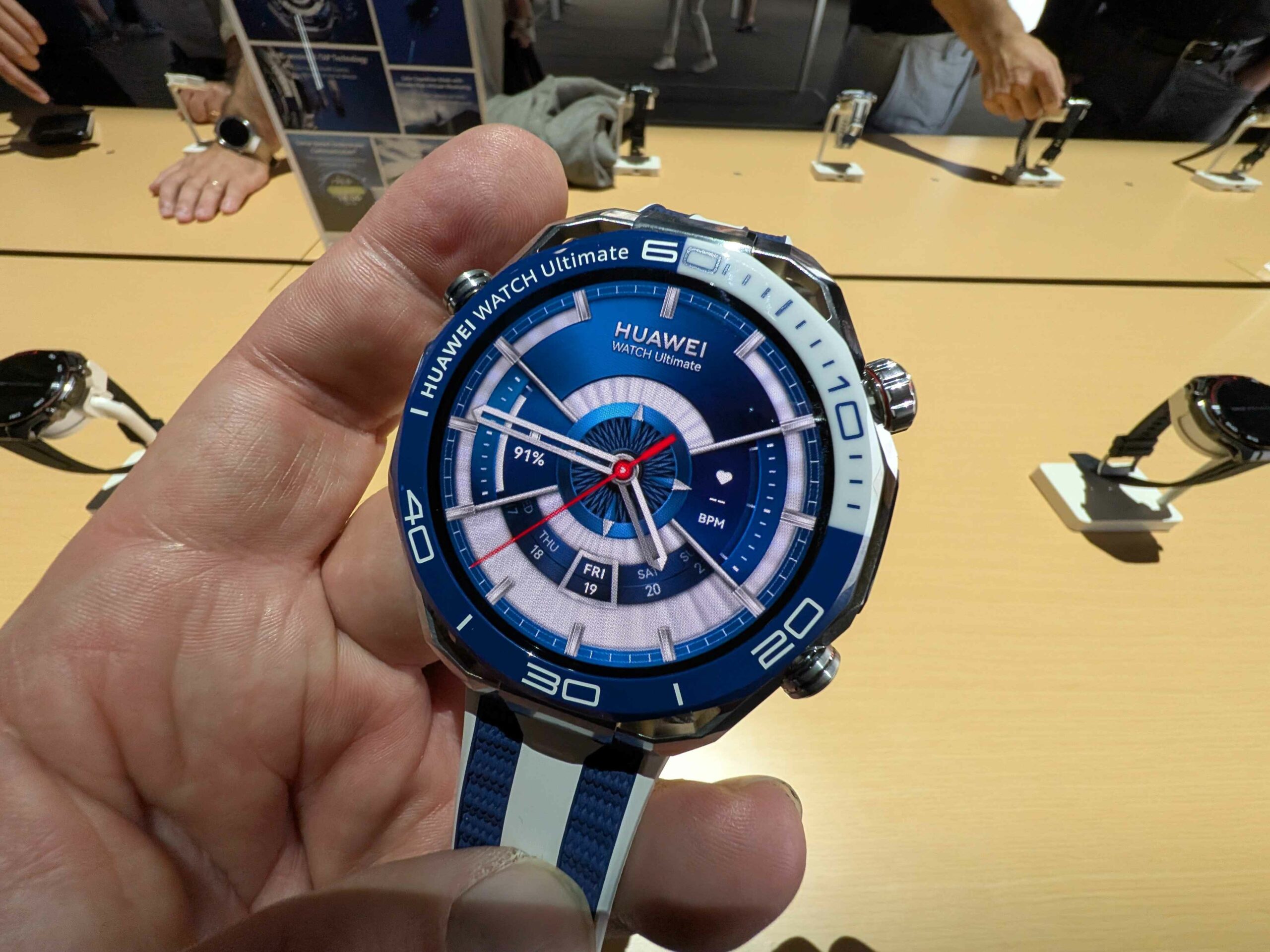 ¿Reloj de buceo o reloj inteligente? Huawei intenta un movimiento