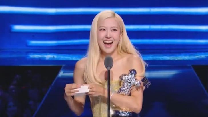 « APT » de Rosé (Blackpink) nombrada « canción del año » en los