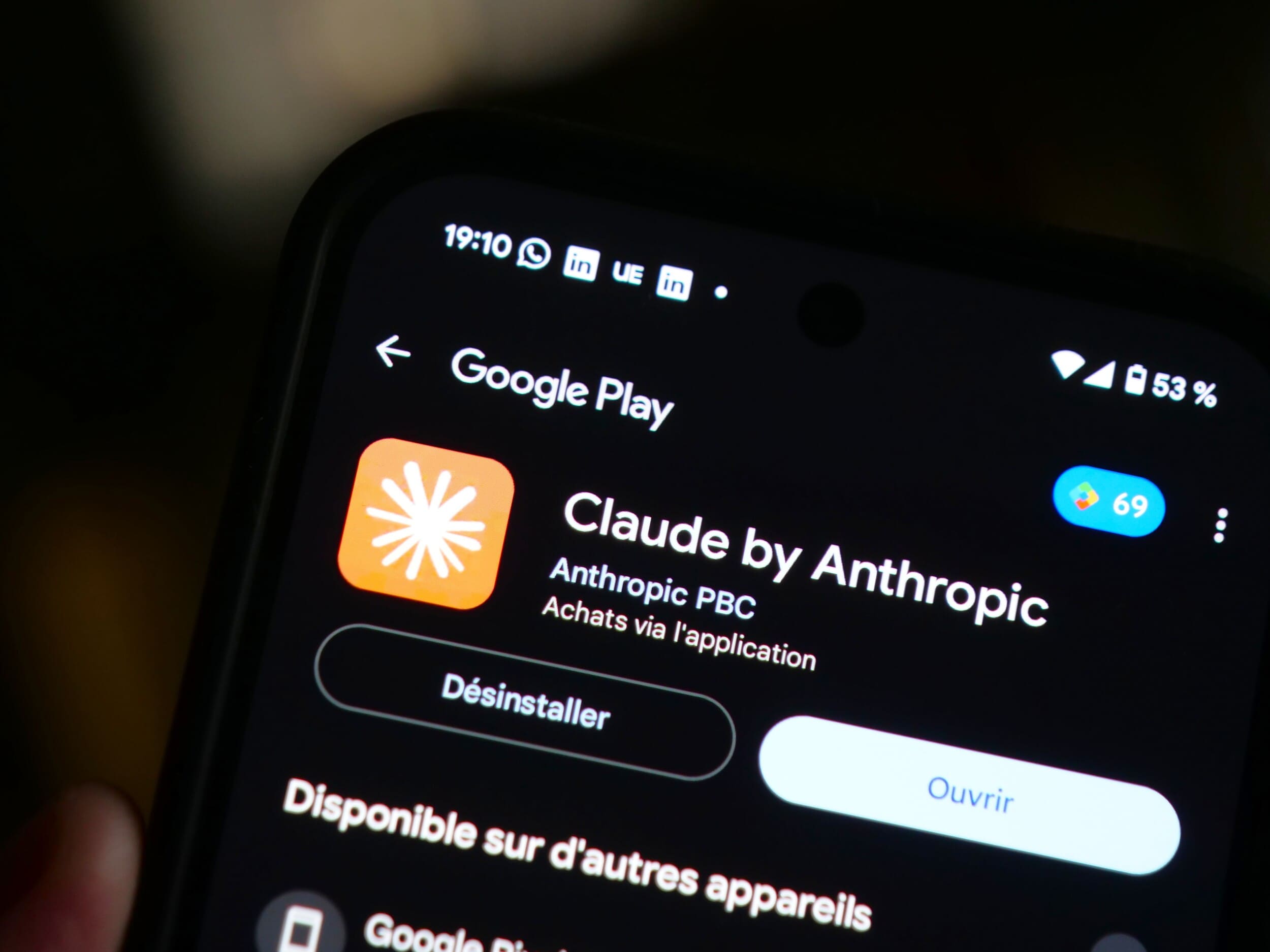 Anthropic abre su filial en Francia y se prepara para