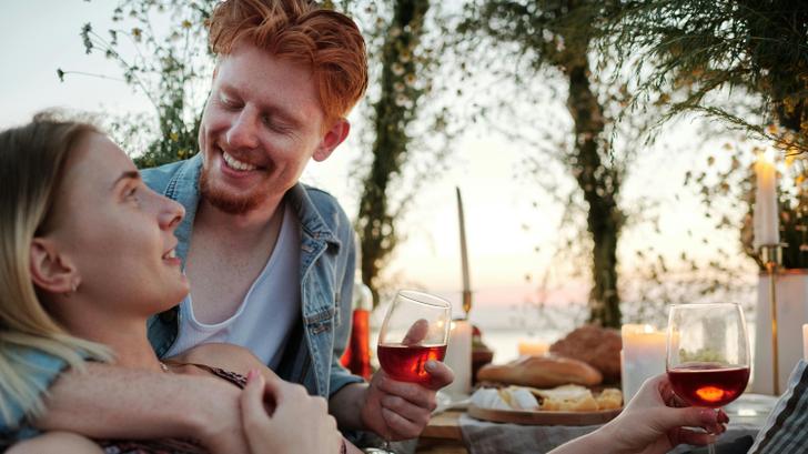 Beber antes de una relación sexual es demasiado común entre