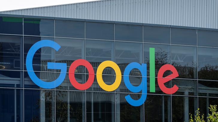 Bruselas impone a Google una multa astronómica, a pesar de