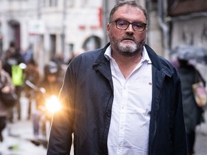 Caso Péchier en Besançon: "Nos filmaba desde su balcón"... El
