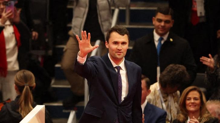 Charlie Kirk, influyente conservador muy cercano a Trump, herido de