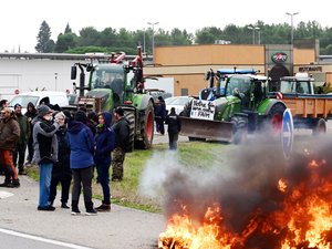 Cólera contra Macron: ahora es el turno de los agricultores