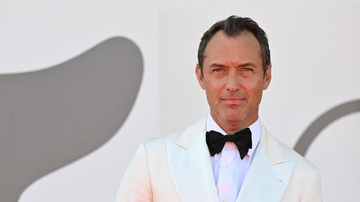Dans « El mago del Kremlin », cómo Jude Law
