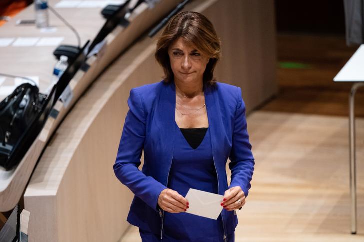 Denuncia presentada tras un graffiti racista en el Consejo Departamental
