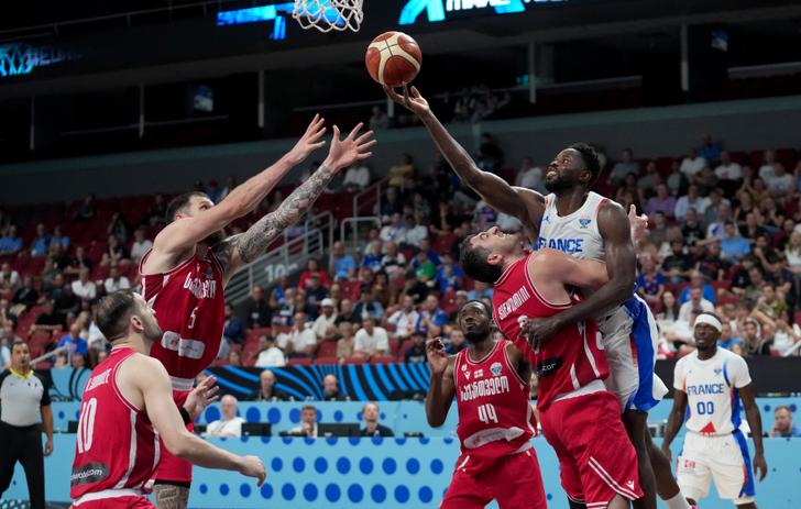 Desilusión para la selección de baloncesto de Francia, eliminada en