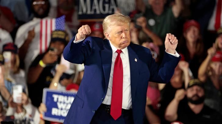 Donald Trump intenta poner fin a los rumores sobre su