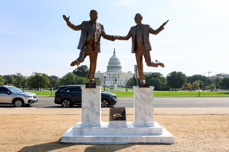 Esta misteriosa estatua que apareció cerca de la Casa Blanca